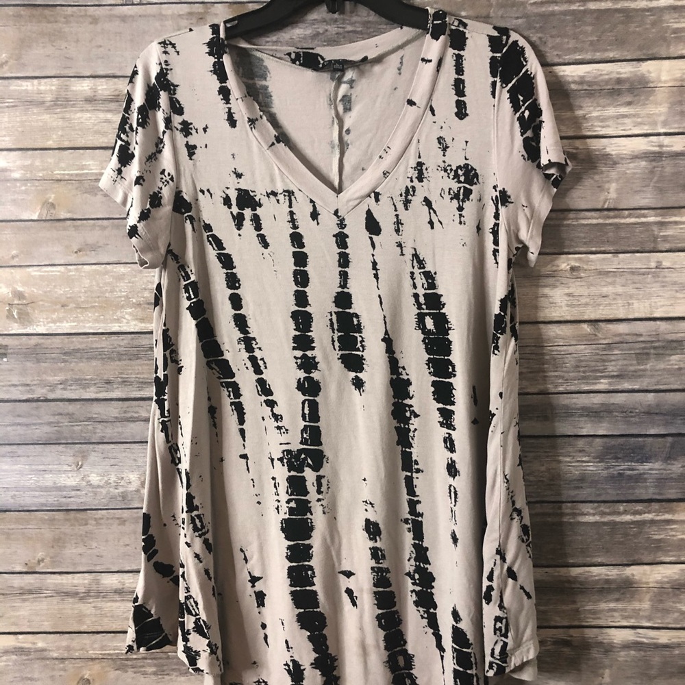 B. L. E. U. Black and Tan Blouse